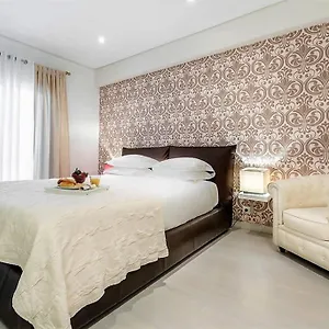 lovelisbonapartments-city-center-with-charm.hotels-lisbon-portugal.com/